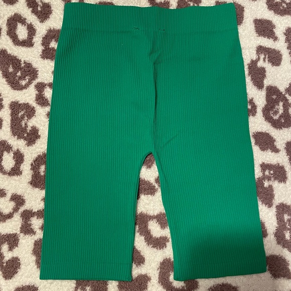 Zara Biker Shorts - Picture 4 of 4